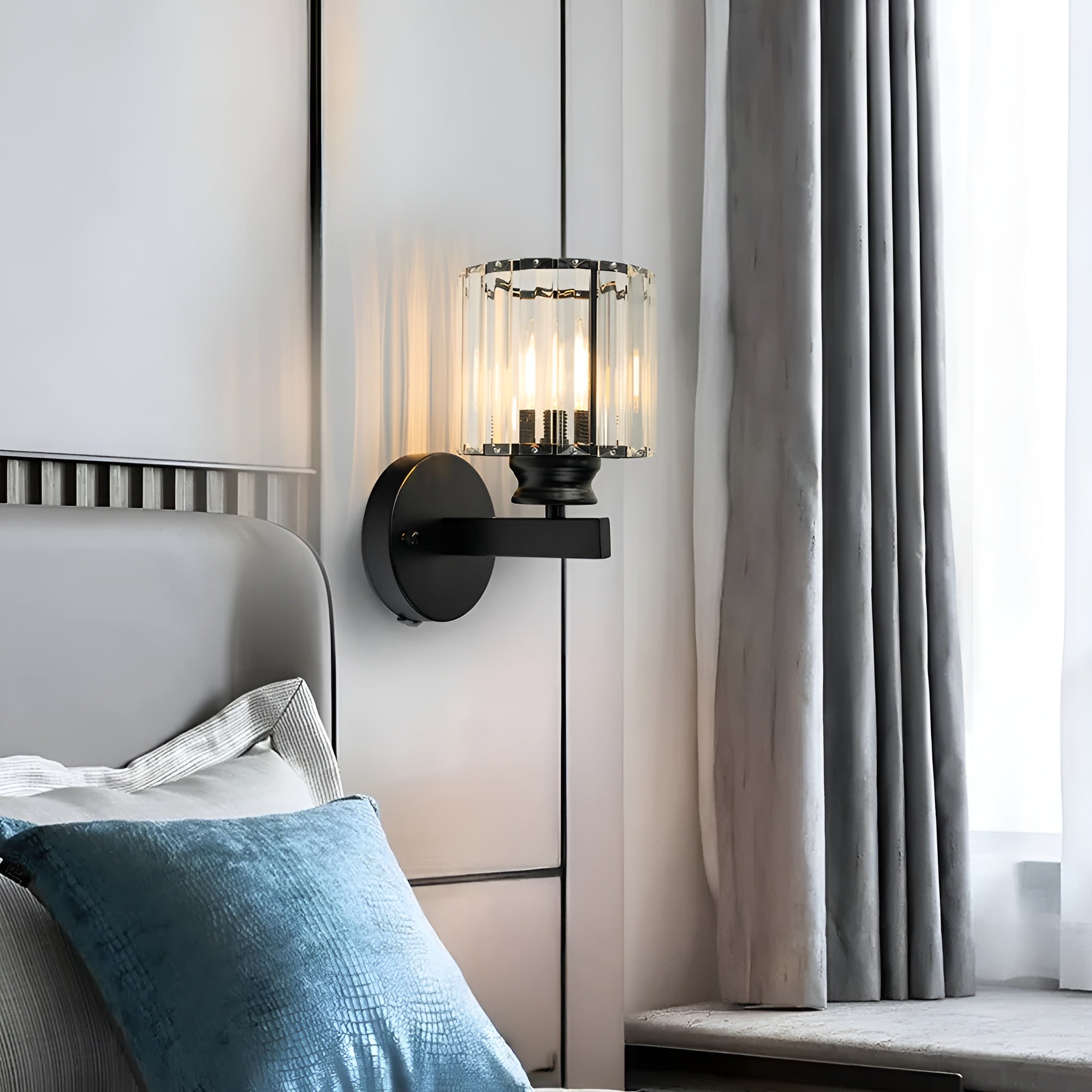Crystelle - Luksuriøs væglampe med krystal i elegant design
