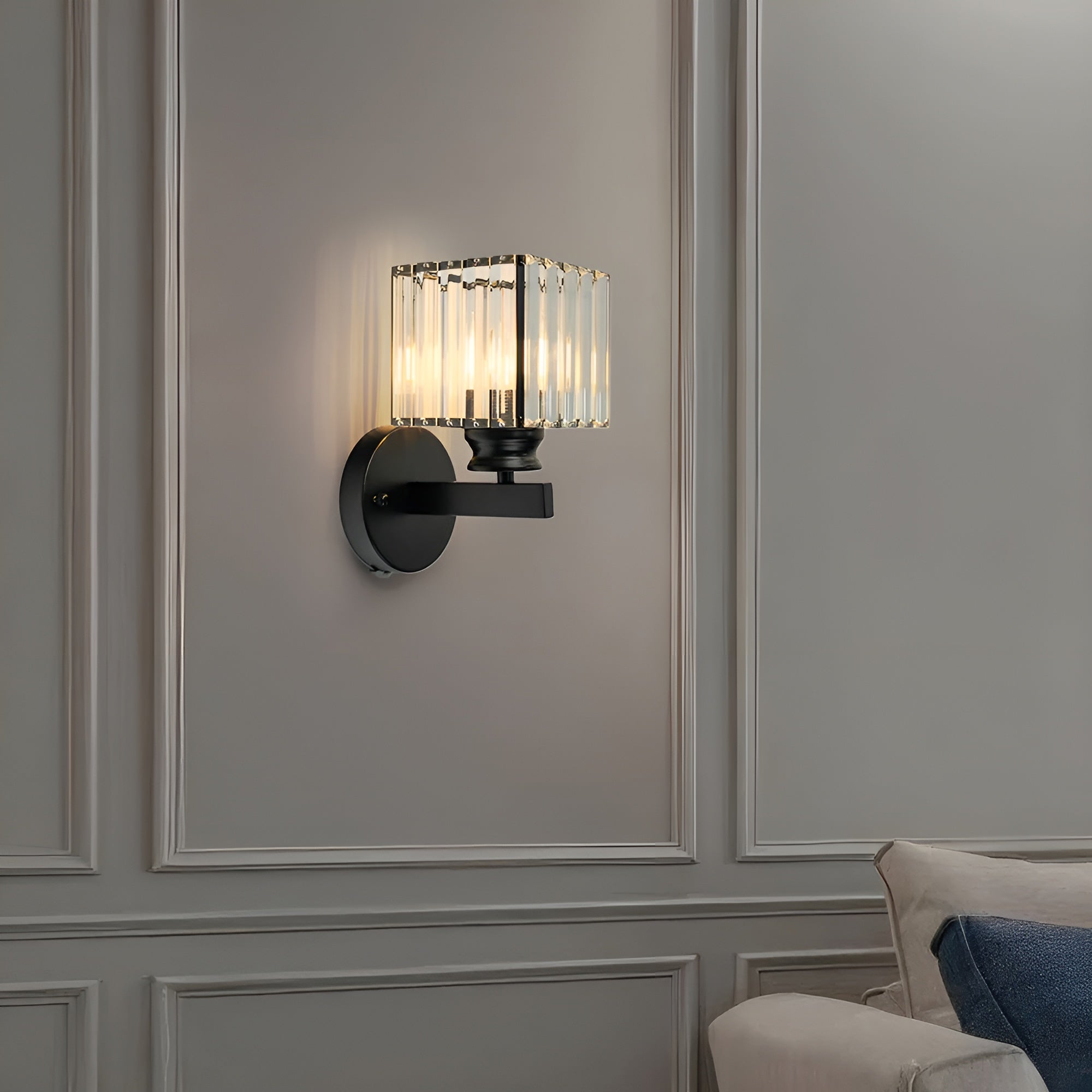 Crystelle - Luksuriøs væglampe med krystal i elegant design