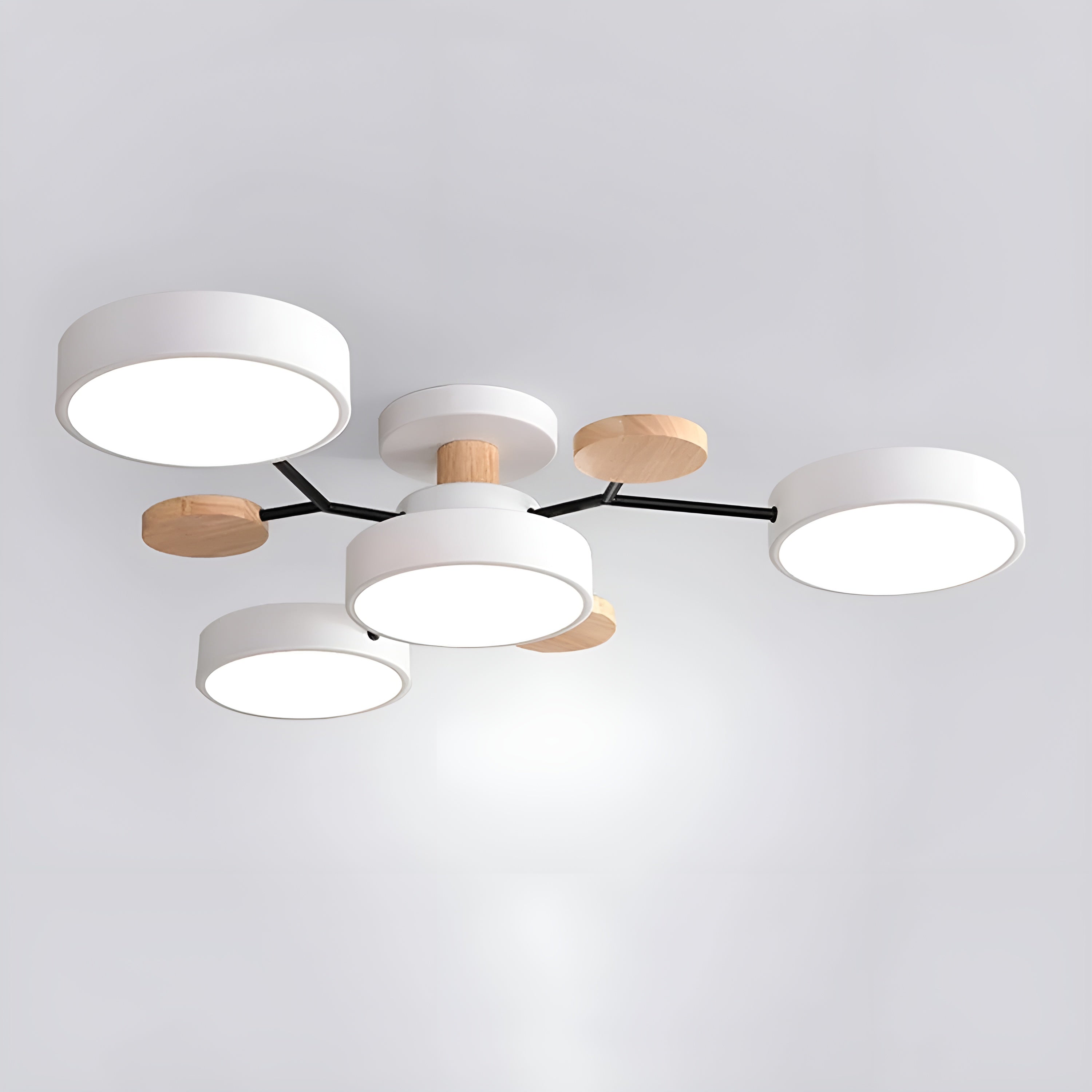Orbivon – Rund loftlampe i jern og akryl med moderne LED lys