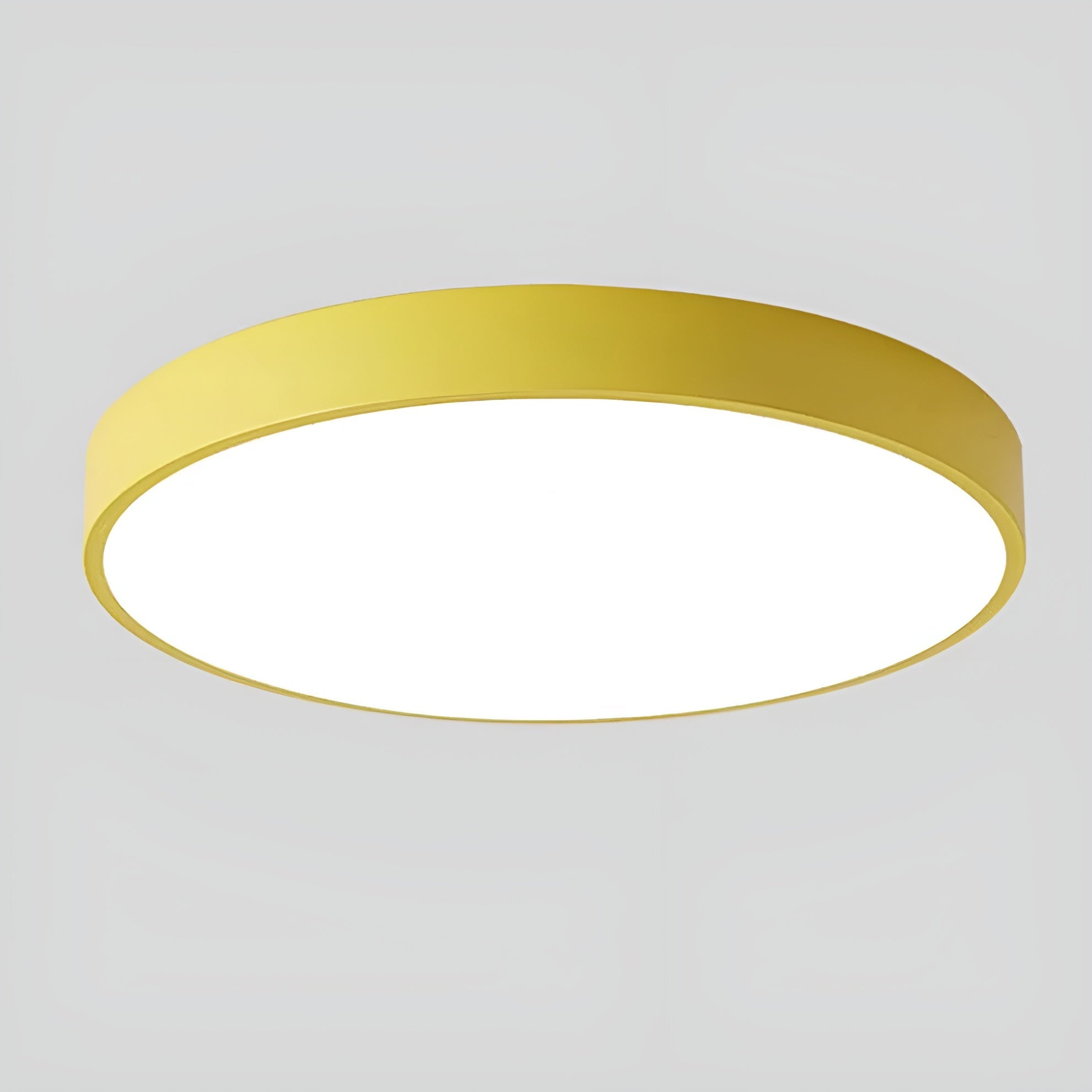 Nordelya - Skandinavisk loftlampe i træ med minimalistisk LED lys