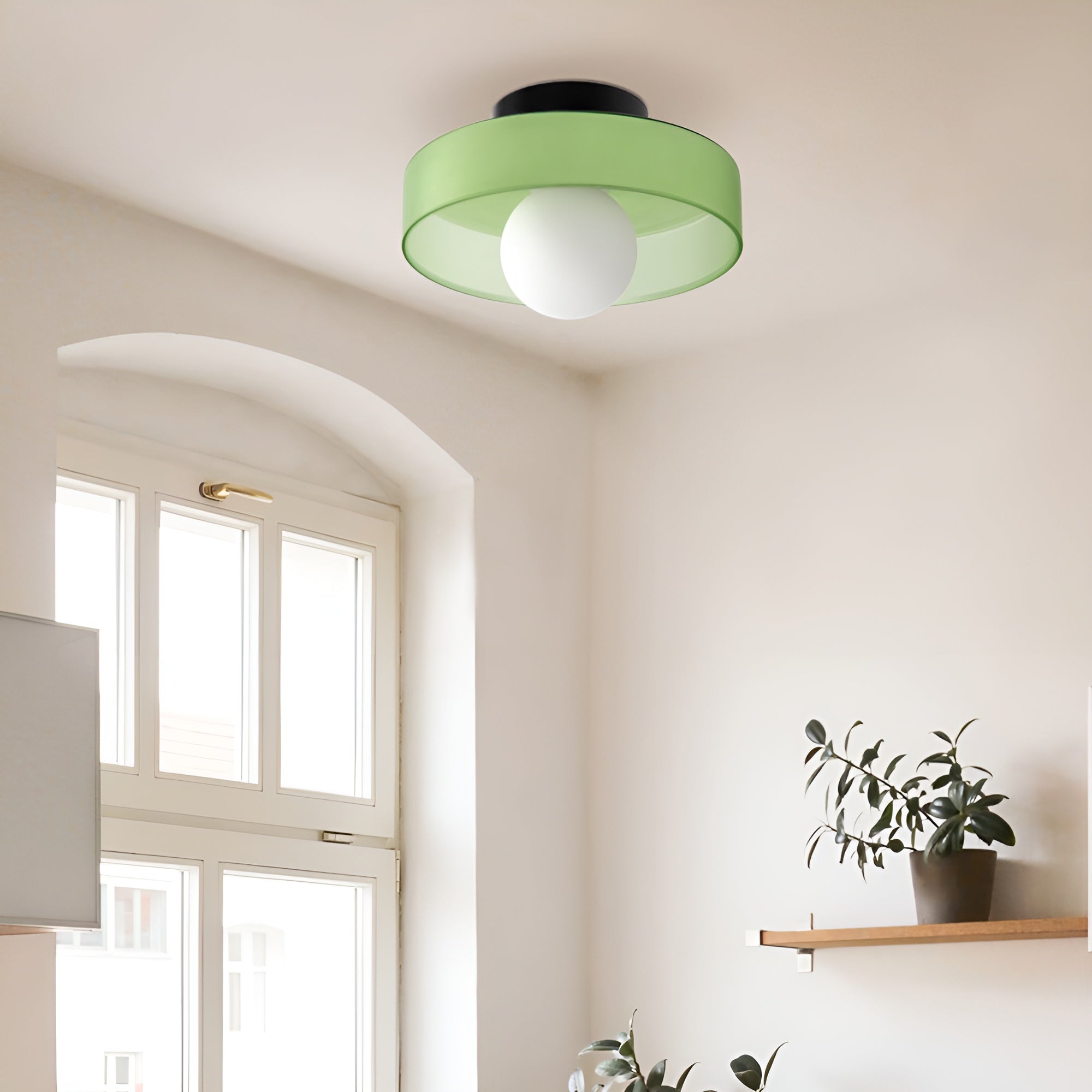 Lunivex - Rund loftlampe med matteret glas i moderne design