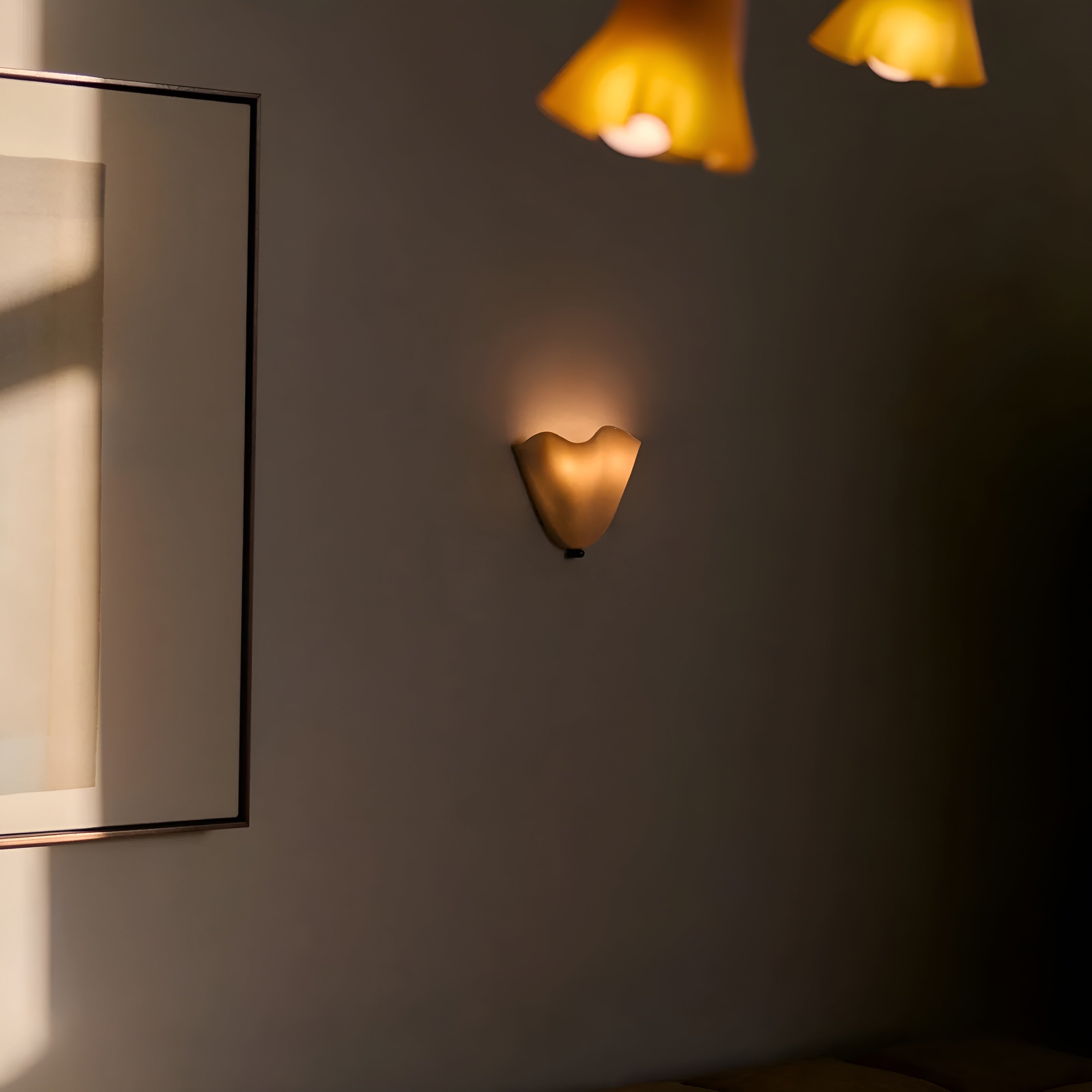 MosaLuxe – Retro vægkandelaber i farvet glas med varmt LED-lys