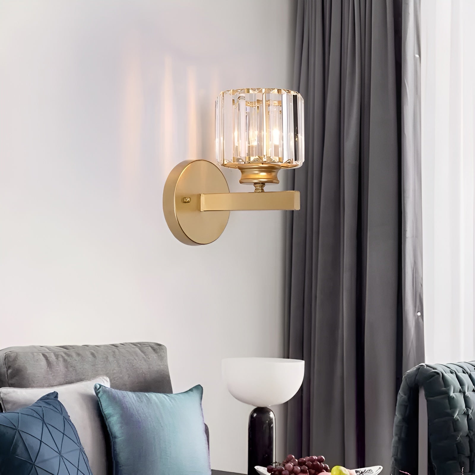 Crystelle - Luksuriøs væglampe med krystal i elegant design