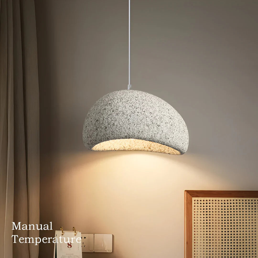 Zenvara – Nordisk wabi sabi pendellampe med blødt LED lys