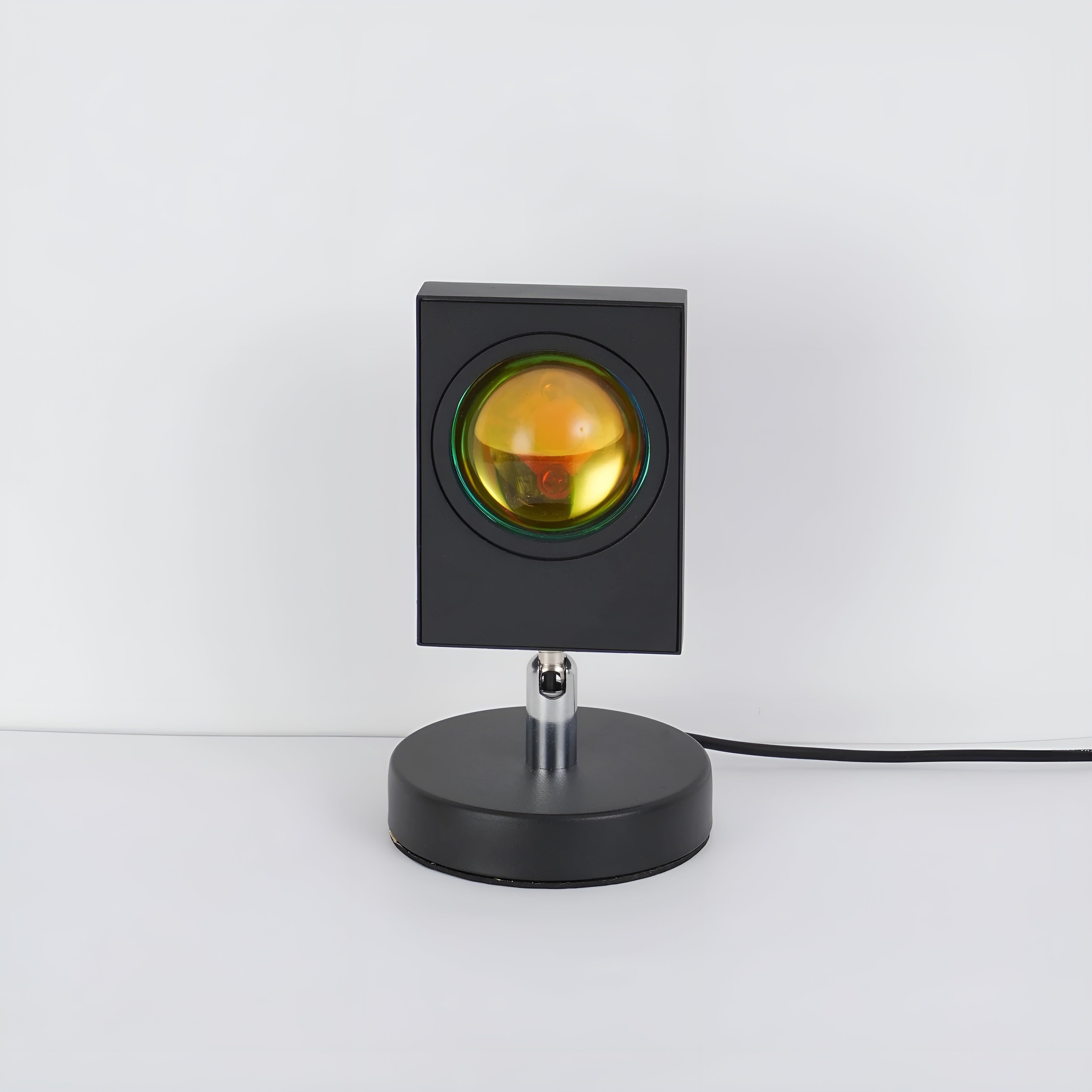 Solunor – Stemningsbordlampe med halo lys i solnedgangsfarver