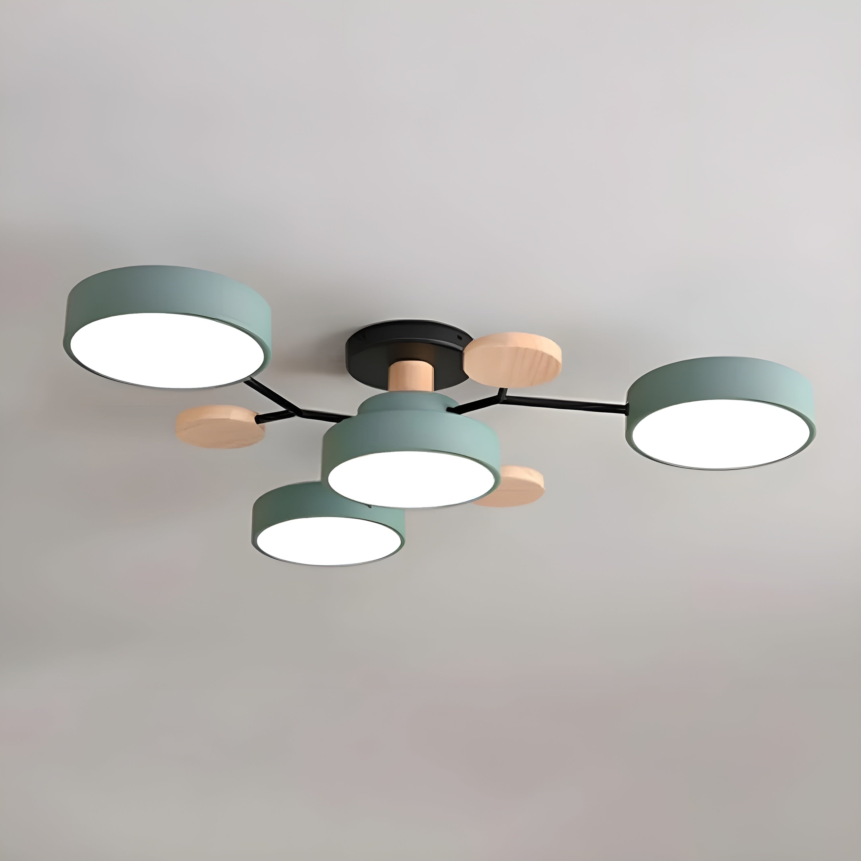 Orbivon – Rund loftlampe i jern og akryl med moderne LED lys