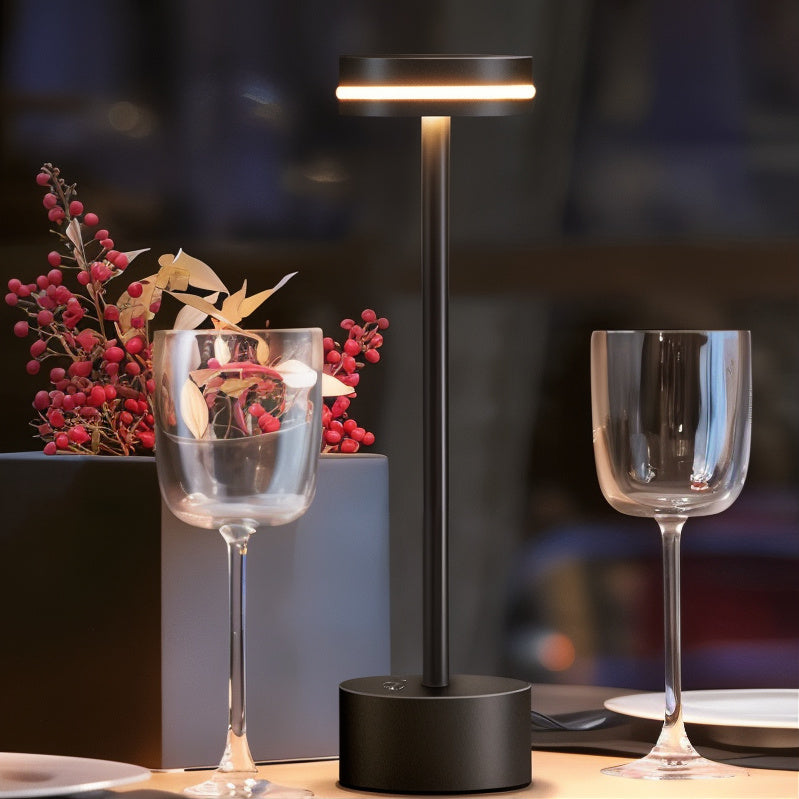 Lunivra – Trådløs vandtæt LED bordlampe med touch dæmpning