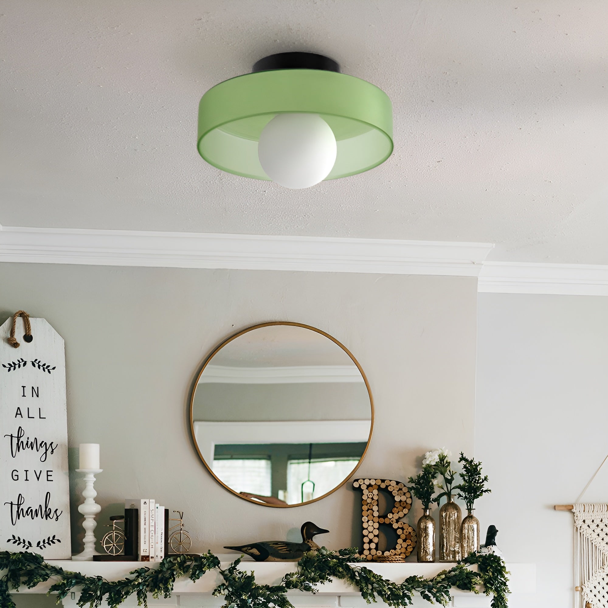 Lunivex - Rund loftlampe med matteret glas i moderne design
