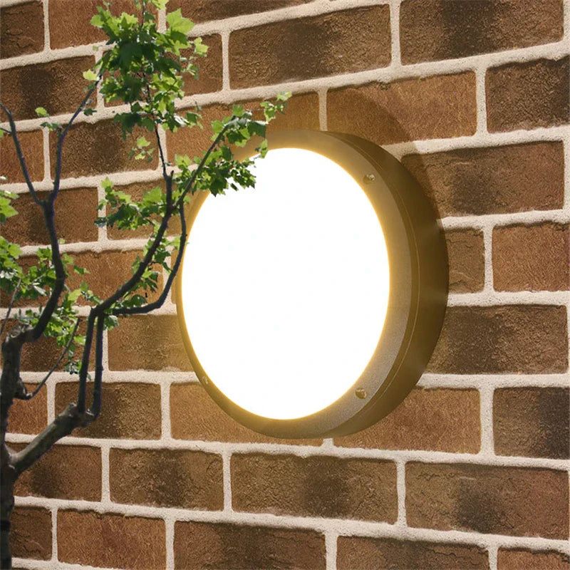 Luxvanta – LED udendørs væglampe med bevægelsessensor i aluminium