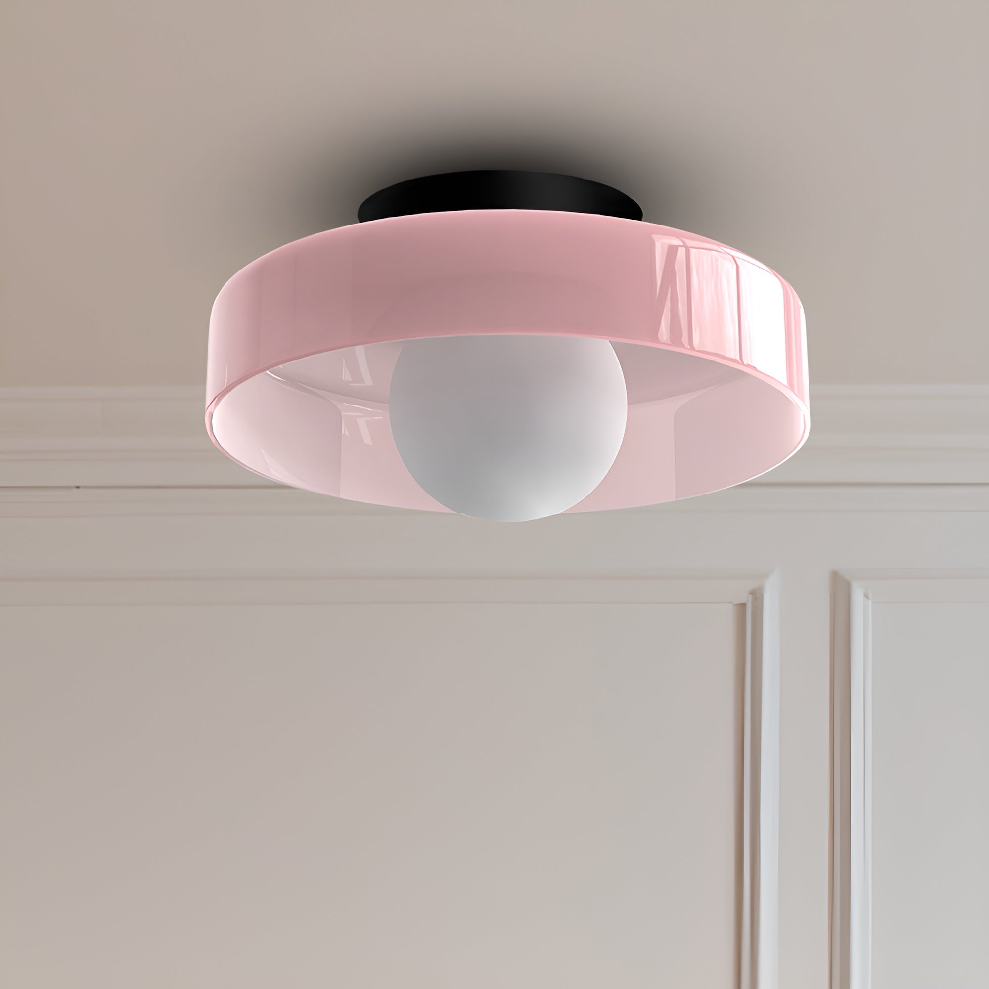Lunivex - Rund loftlampe med matteret glas i moderne design