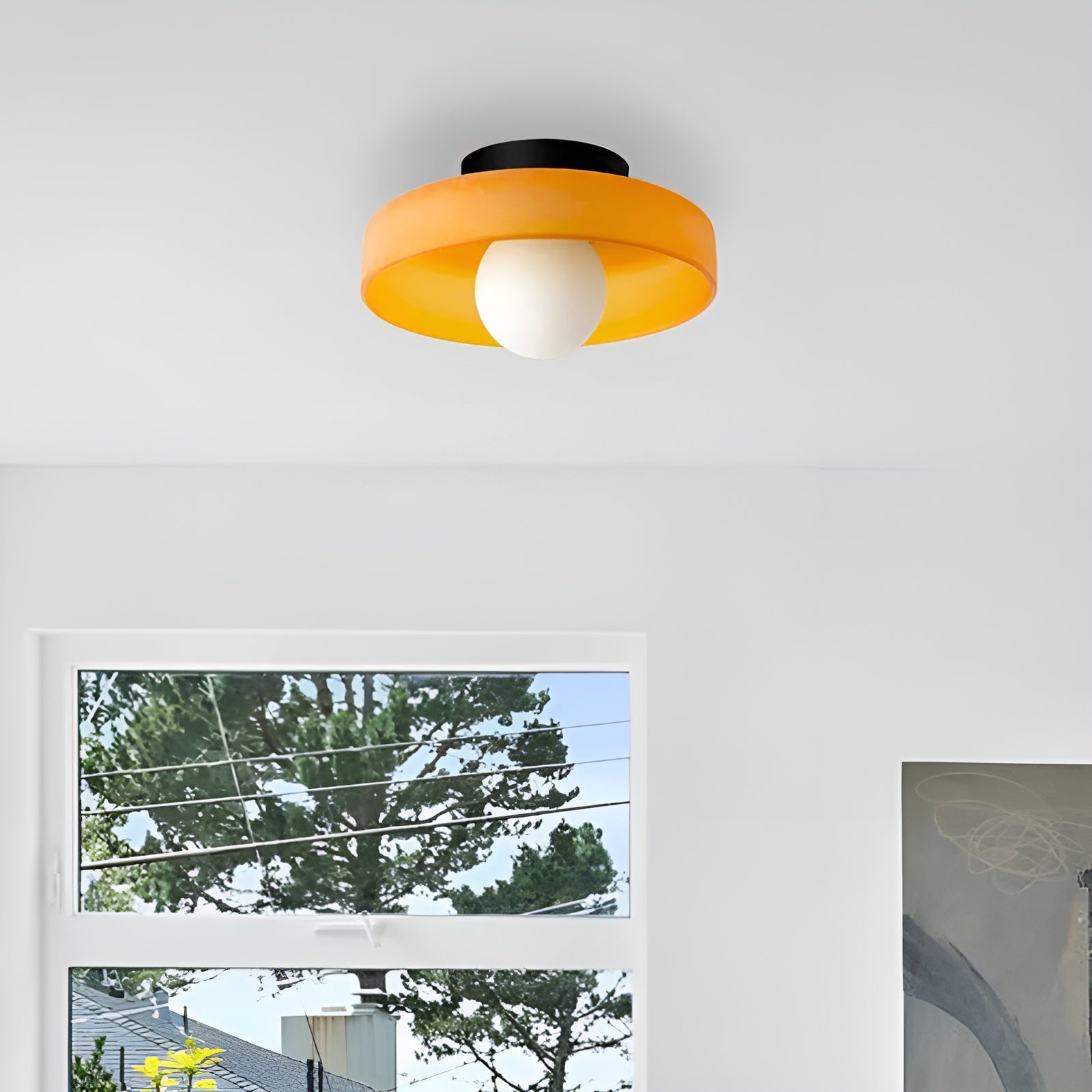 Lunivex - Rund loftlampe med matteret glas i moderne design