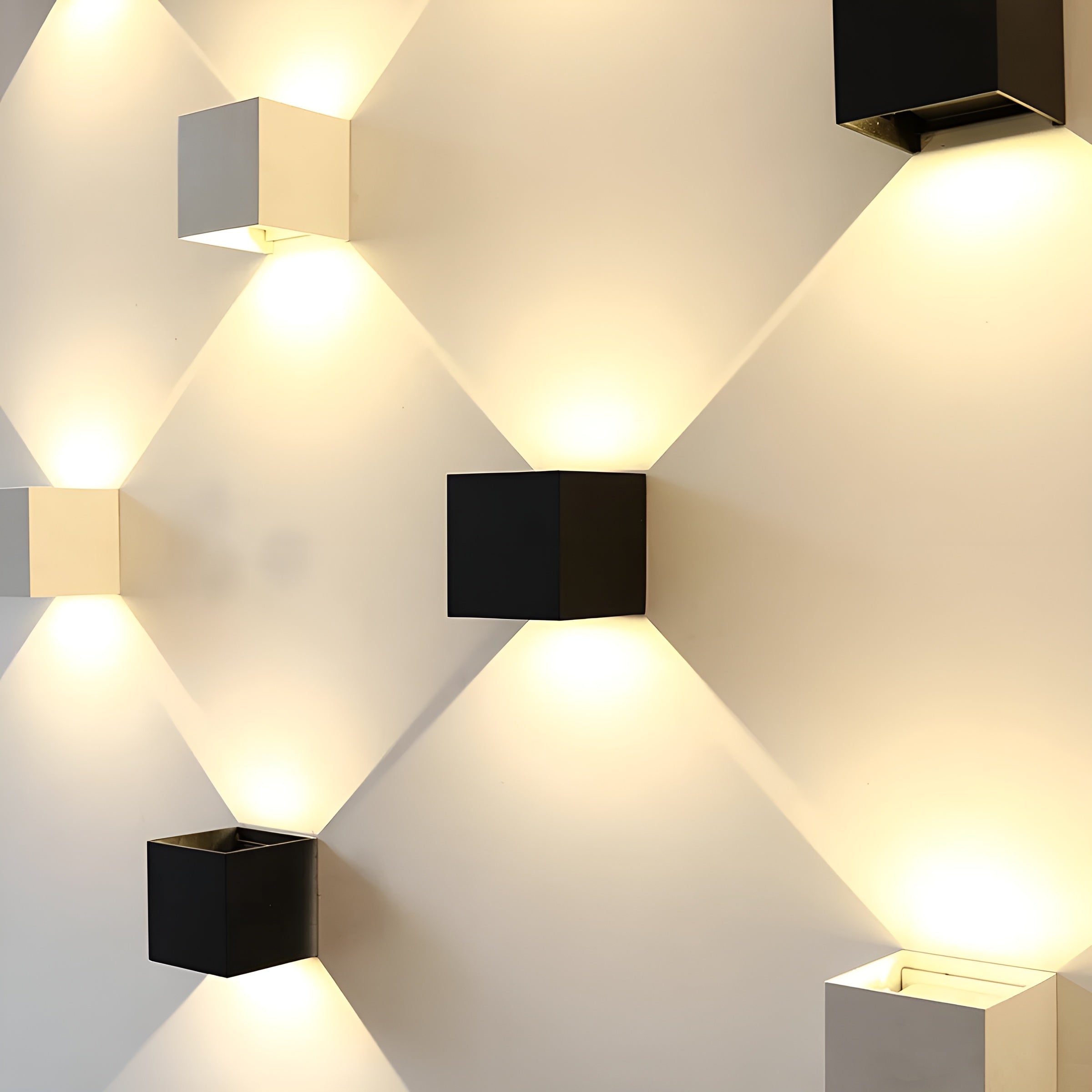 EdgeLumé – IP65 LED-væglampe med justerbar lysretning og arkitektonisk design