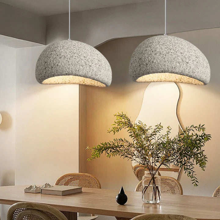Zenvara – Nordisk wabi sabi pendellampe med blødt LED lys