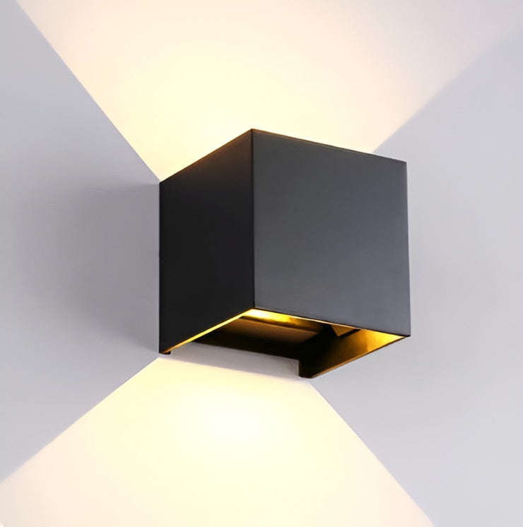 EdgeLumé – IP65 LED-væglampe med justerbar lysretning og arkitektonisk design