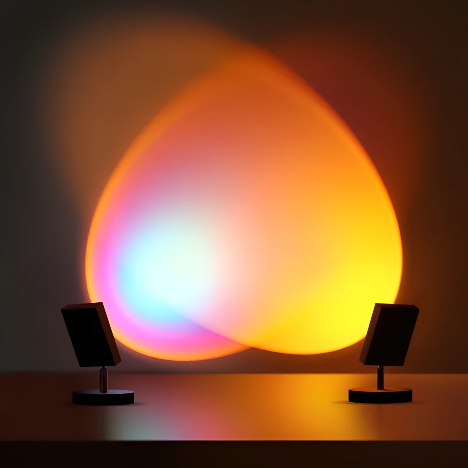 Solunor – Stemningsbordlampe med halo lys i solnedgangsfarver