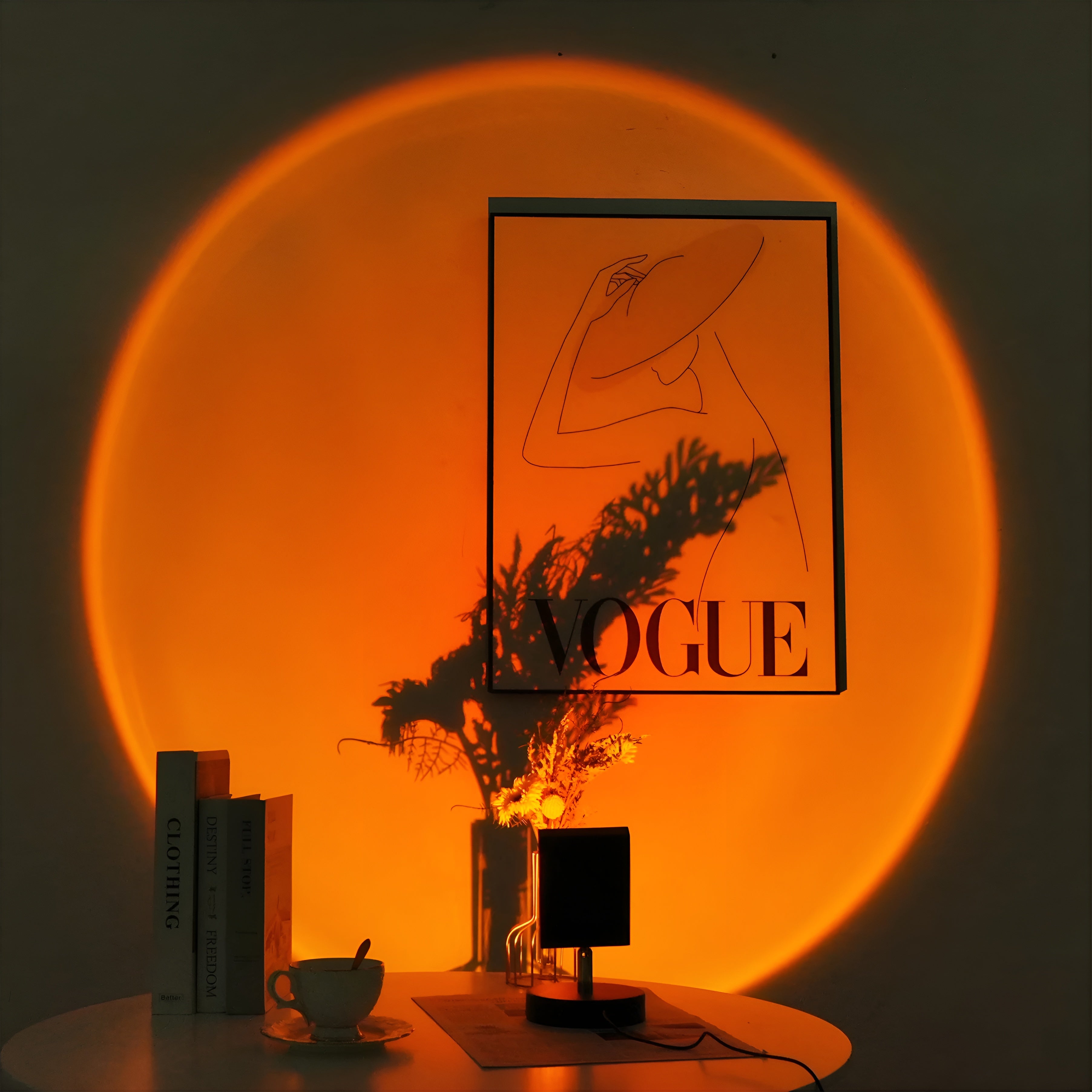 Solunor – Stemningsbordlampe med halo lys i solnedgangsfarver
