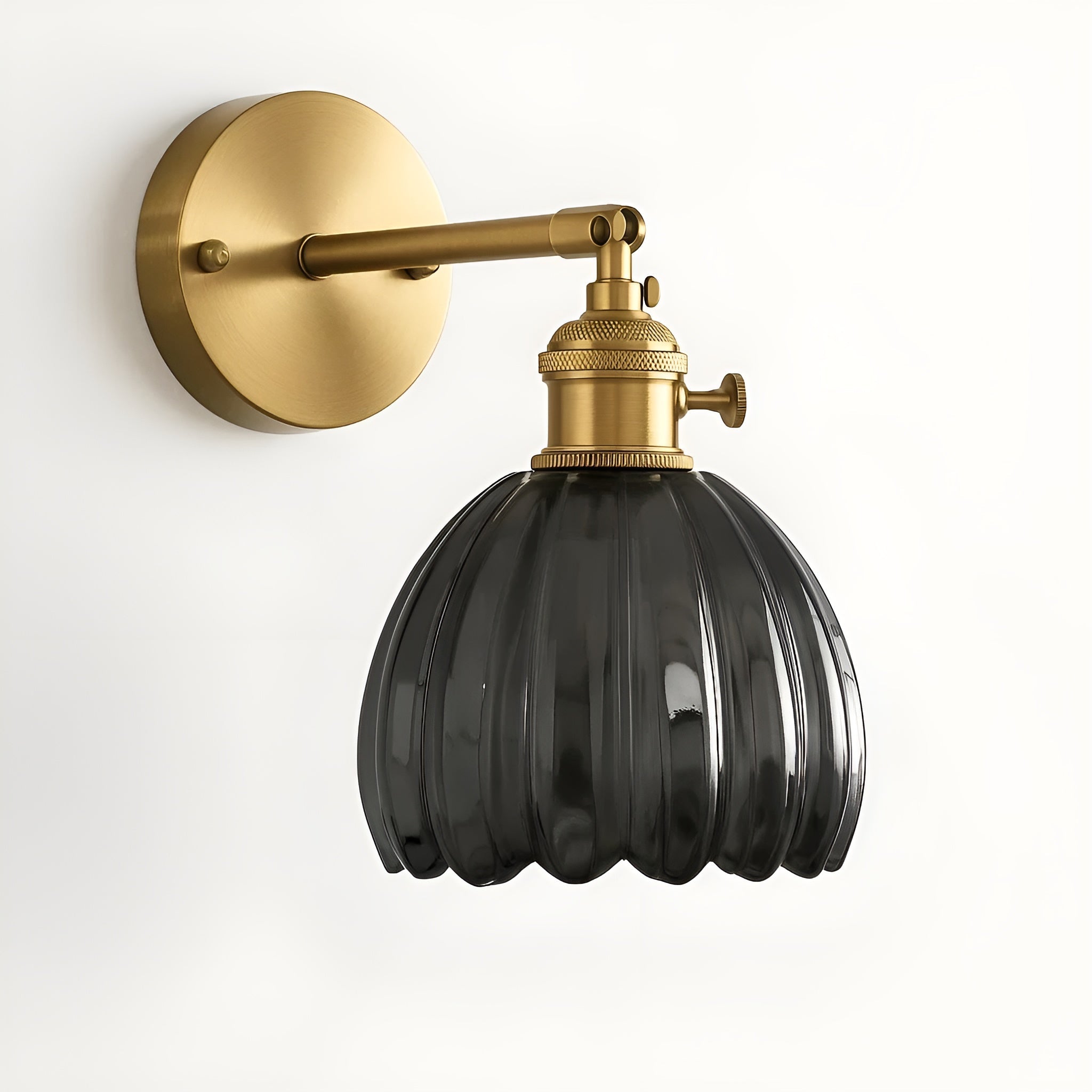 Florivale – Retro væglampe i glas med tulipanformet vintage design